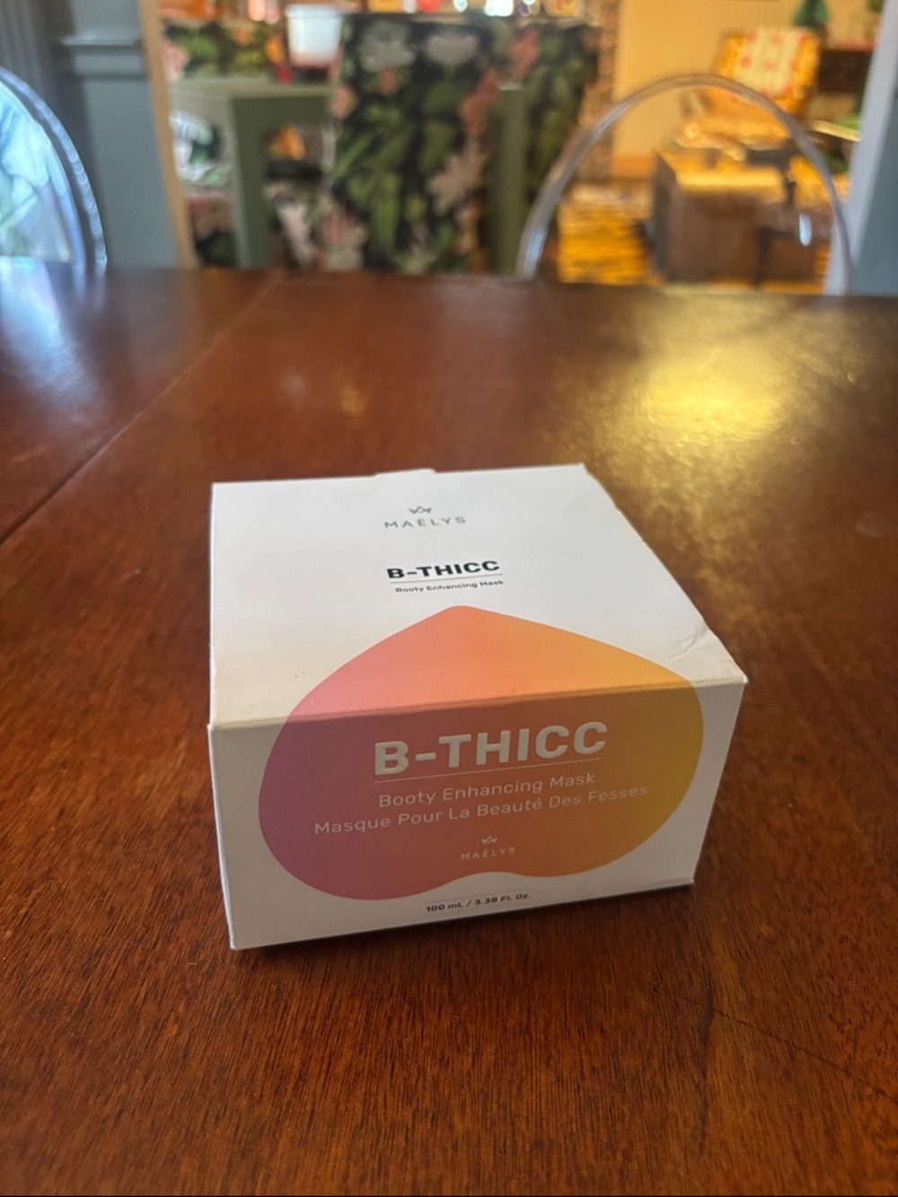 B-THICC Booty Enhancing Mask by Maelys - White with Peach Gradient